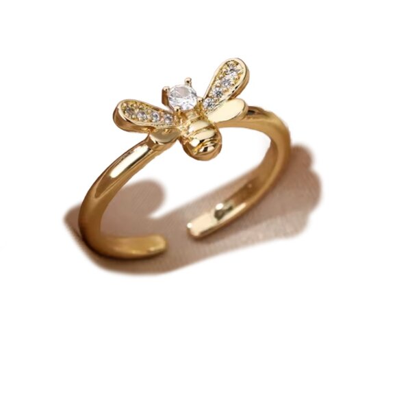 Lot of 6 New Stack Hot Fashion 18K Gold Plated Rings - Picture 4 of 7